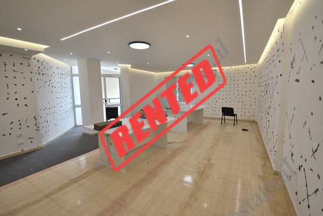Office space for rent in Elbasani street near American Embassy in Tirana.
It is located on the 6th 